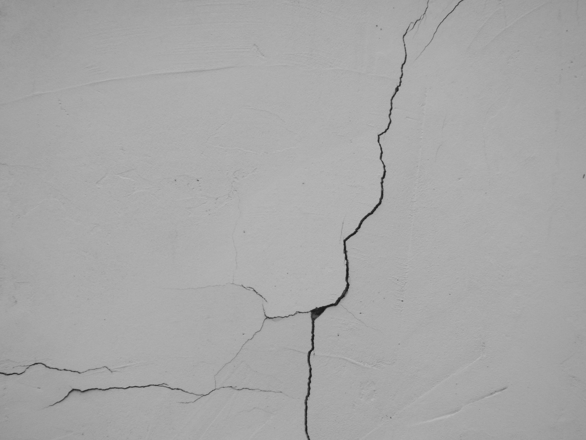 foundation crack repair